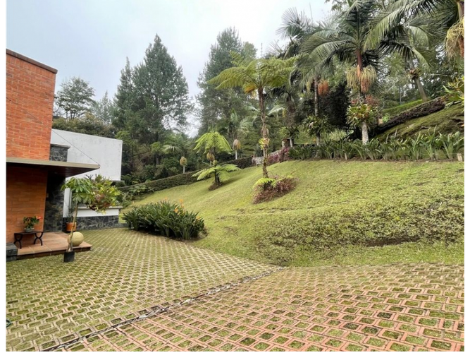 Casa de 4 alcobas en venta en Altos Del Poblado, Medellín, 600 m² · foto 5 de 24