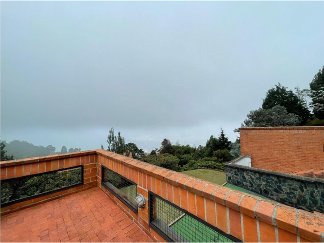 Casa de 4 alcobas en venta en Altos Del Poblado, Medellín, 600 m² · foto 6 de 24