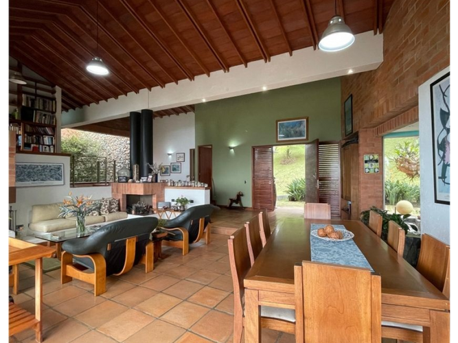 Casa de 4 alcobas en venta en Altos Del Poblado, Medellín, 600 m² · foto 7 de 24