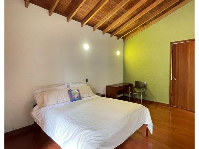 Casa de 4 alcobas en venta en Altos Del Poblado, Medellín, 600 m² · foto 14 de 24