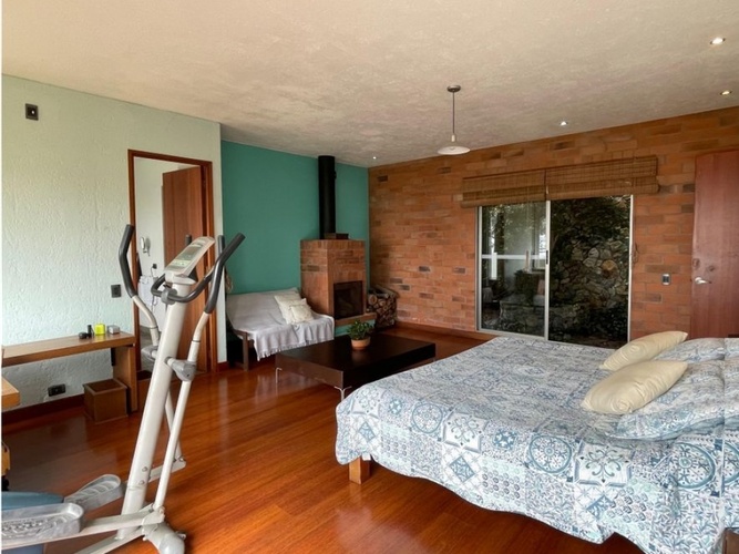 Casa de 4 alcobas en venta en Altos Del Poblado, Medellín, 600 m² · foto 15 de 24