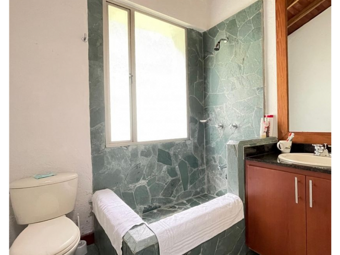 Casa de 4 alcobas en venta en Altos Del Poblado, Medellín, 600 m² · foto 23 de 24