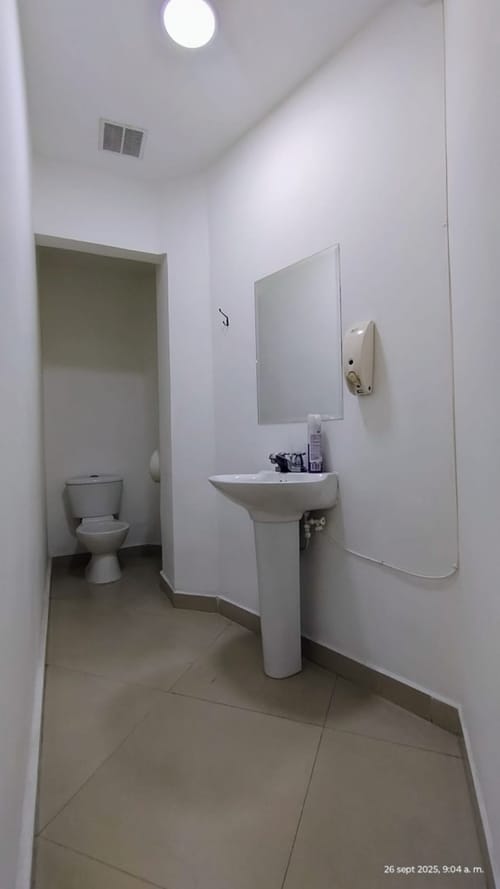 Local en arriendo en Villa Nueva, Medellín, 110 m² · foto 8 de 15
