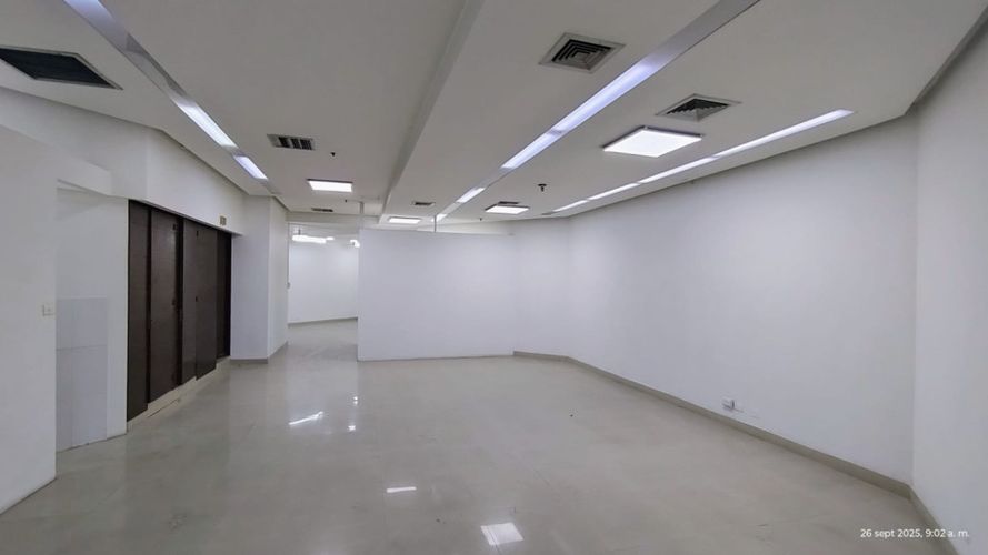 Local en arriendo en Villa Nueva, Medellín, 110 m² · foto 9 de 15