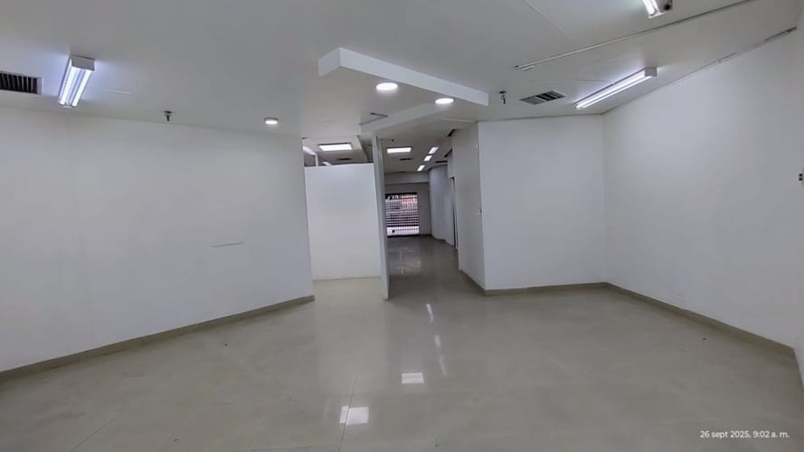 Local en venta en La Candelaria, Medellín, 110 m² · foto 13 de 15