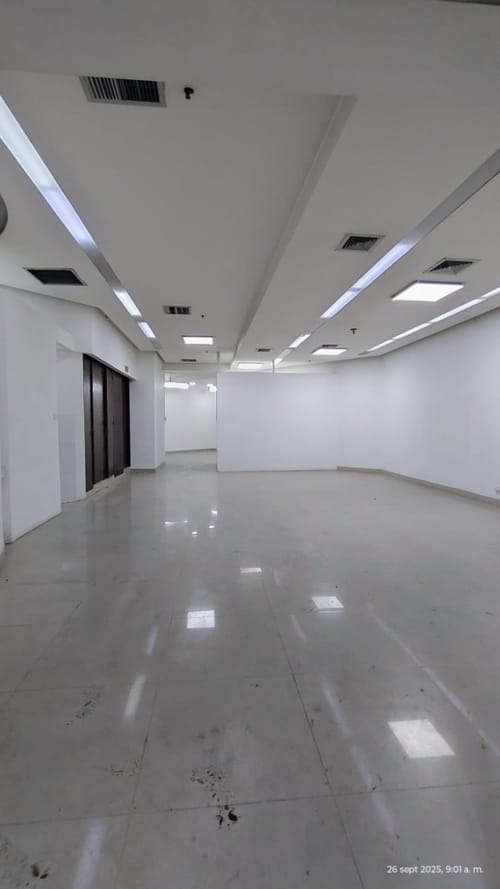 Local en venta en La Candelaria, Medellín, 110 m² · foto 15 de 15
