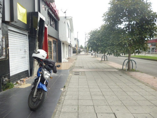 Casa en venta en Cedritos, Bogotá · foto 9 de 17