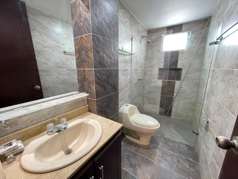 Apartamento de 3 alcobas en arriendo en Universidad Pontificia Bolivariana, Medellín, 200 m² · foto 11 de 16