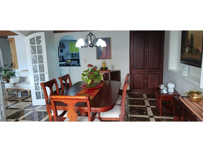 Apartamento de 4 alcobas en arriendo en Chico Norte, Bogotá, 220 m² · foto 4 de 18