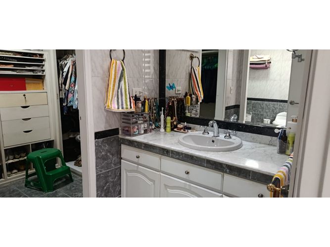 Apartamento de 4 alcobas en arriendo en Chico Norte, Bogotá, 220 m² · foto 11 de 18