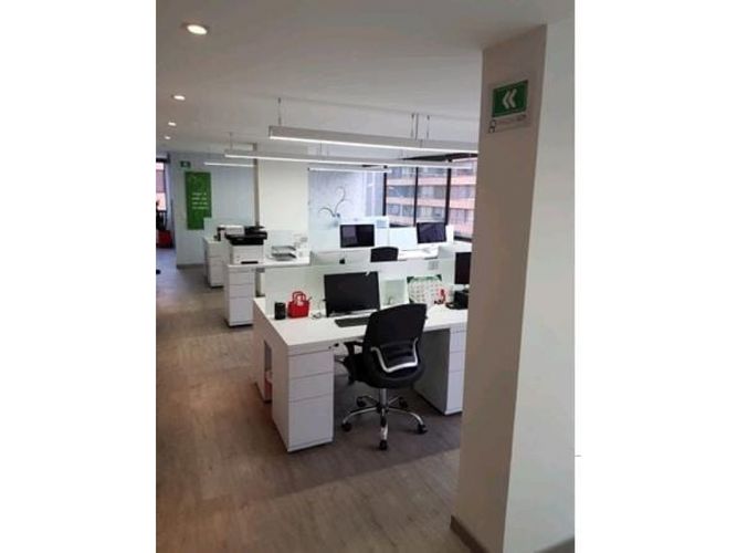 Oficina en arriendo en Chico Norte, Zipaquirá, 182 m² · foto 6 de 8