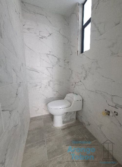 Local en arriendo en La America, Medellín, 152 m² · foto 4 de 6