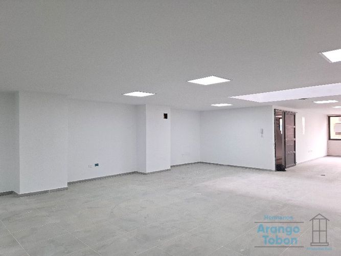 Local en arriendo en La America, Medellín, 152 m² · foto 6 de 6