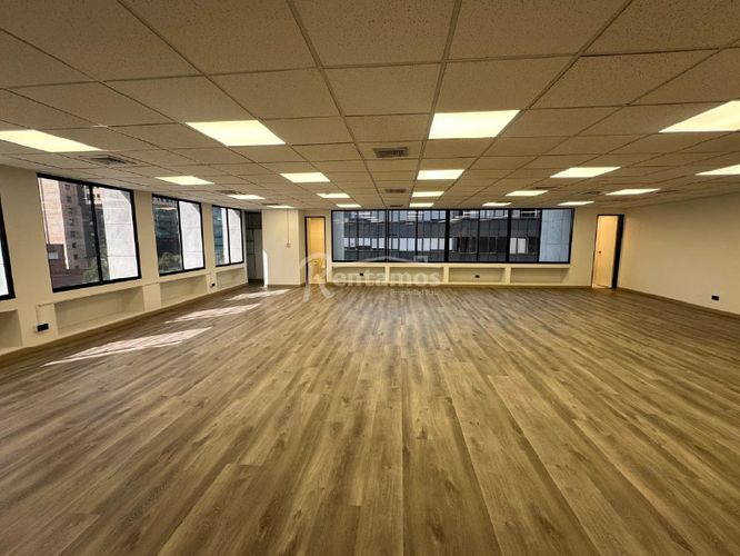 Oficina en arriendo en Patio Bonito, Medellín, 125 m² · foto 7 de 24