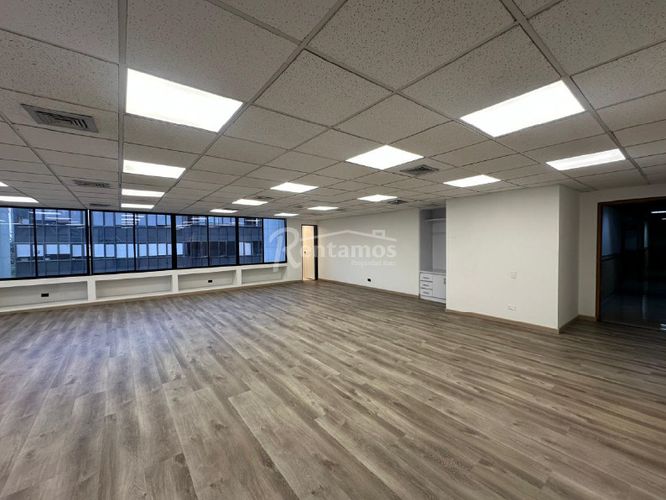 Oficina en arriendo en Patio Bonito, Medellín, 125 m² · foto 10 de 24