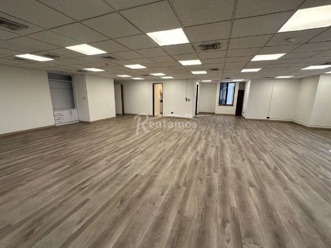 Oficina en arriendo en Patio Bonito, Medellín, 125 m² · foto 11 de 24