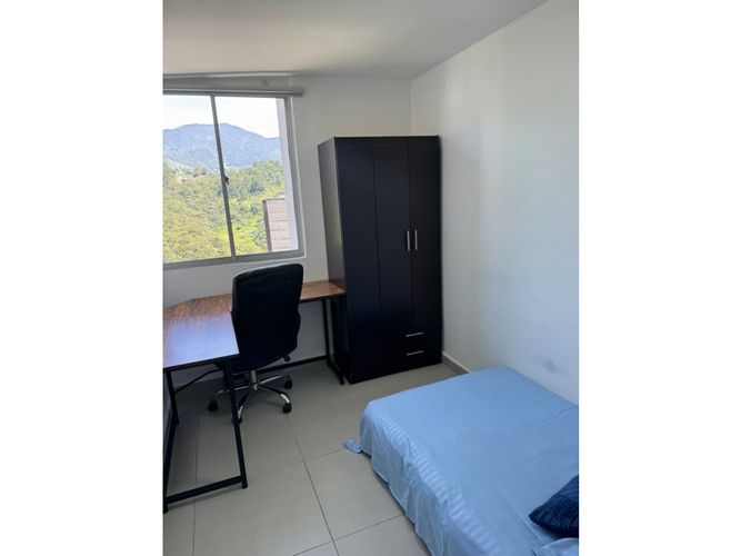 Apartamento de 3 alcobas en venta en Vegas De San Jose, Sabaneta, 60 m² · foto 8 de 21