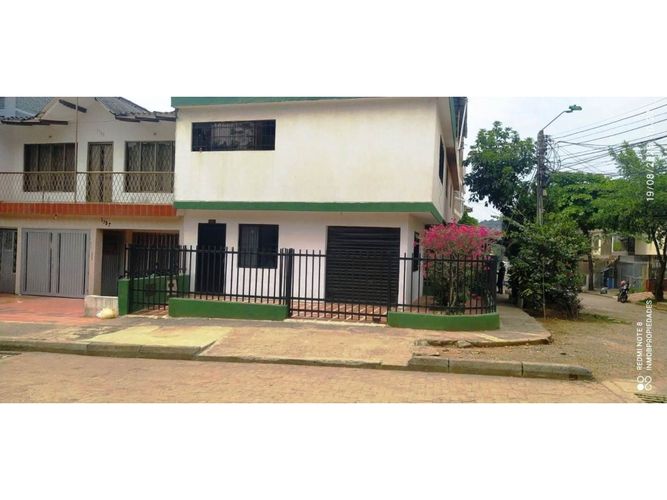 Casa de 1 alcoba en venta en El Refugio, Cali, 67 m² · foto 2 de 20