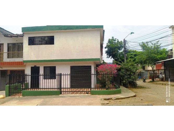 Casa de 1 alcoba en venta en El Refugio, Cali, 67 m² · foto 3 de 20
