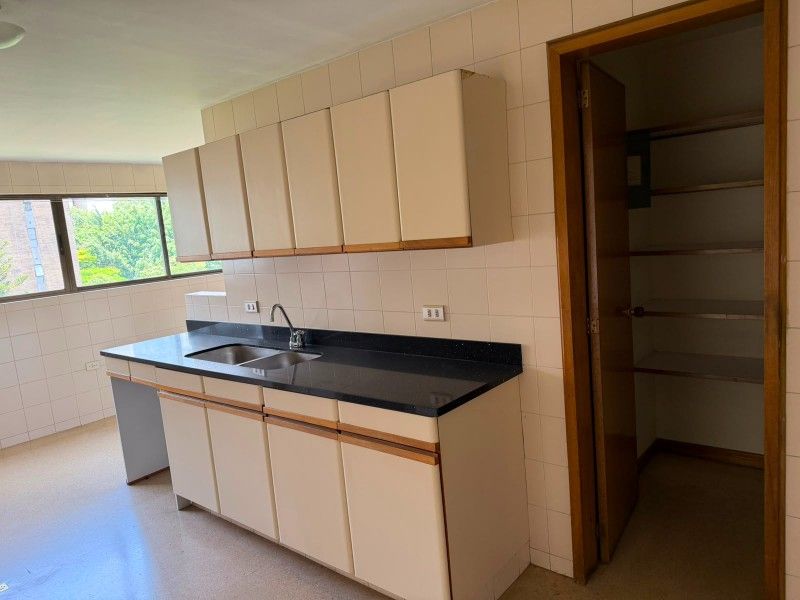 Apartamento en venta en Castropol, Medellín · foto 10 de 15