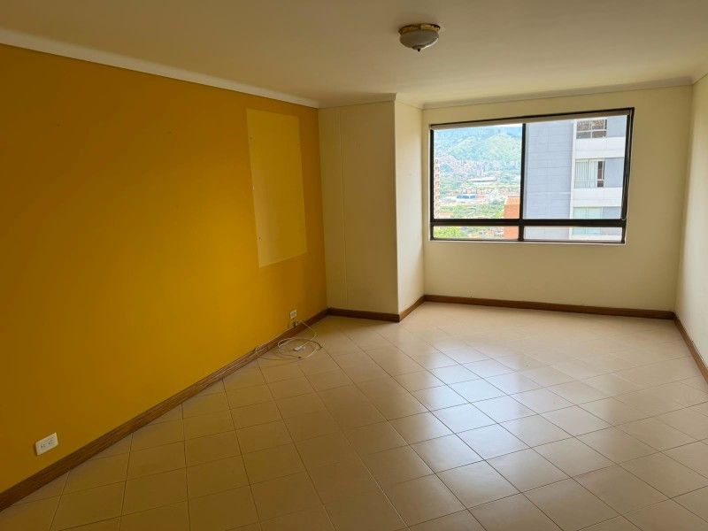 Apartamento en venta en Castropol, Medellín · foto 11 de 15