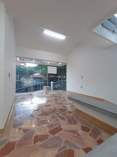 Local en arriendo en Caobos, Cúcuta, 94 m² · foto 2 de 9