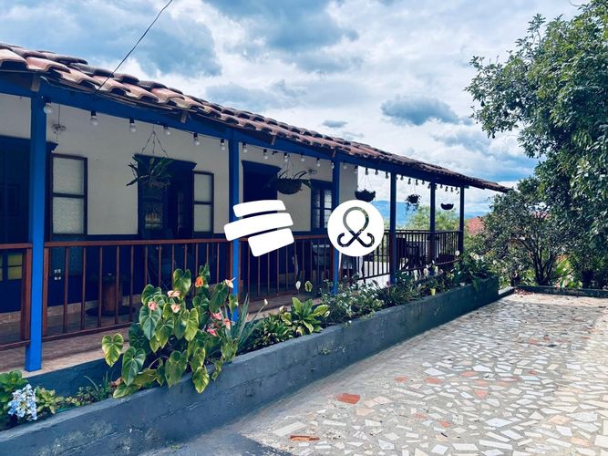 Finca en venta en Vallano, Envigado, 4920 m² · foto 2 de 16