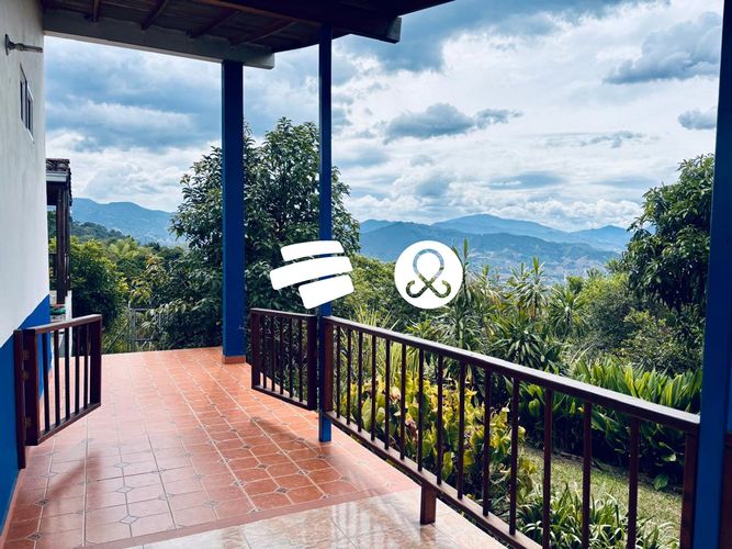 Finca en venta en Vallano, Envigado, 4920 m² · foto 9 de 16