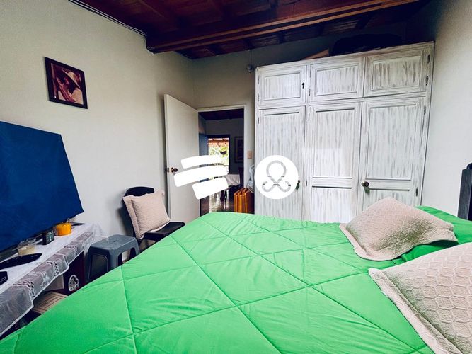 Finca en venta en Vallano, Envigado, 4920 m² · foto 10 de 16