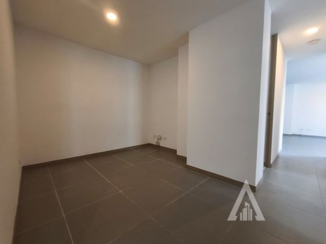 Apartamento en venta en El Poblado, Medellín · foto 14 de 21