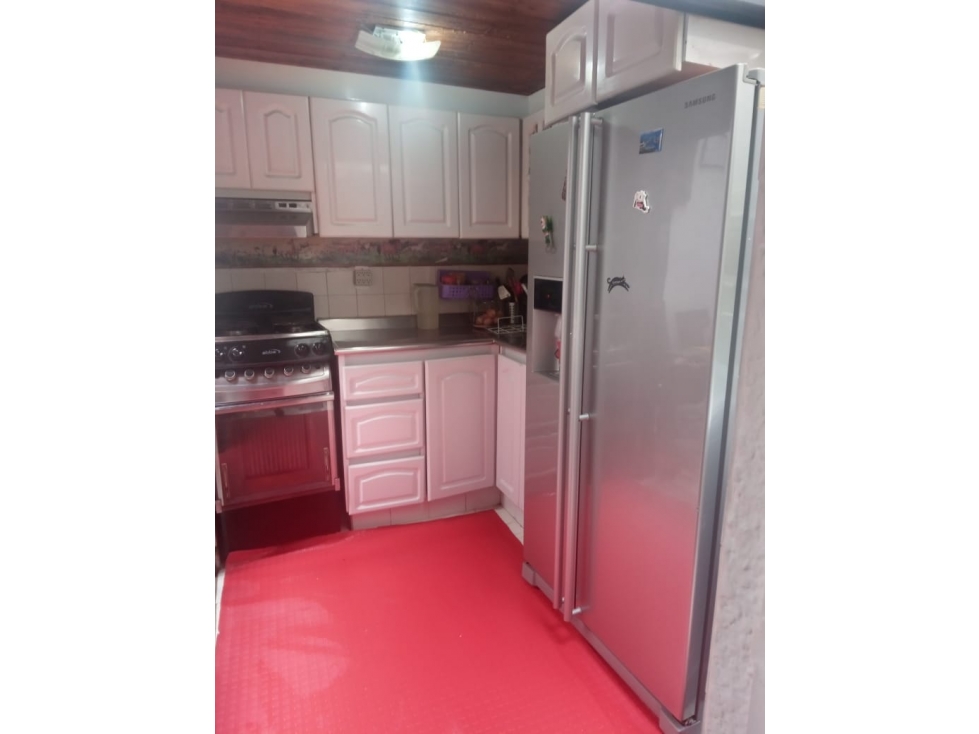 Casa en venta en San Jose De Bavaria, Bogotá · foto 6 de 16