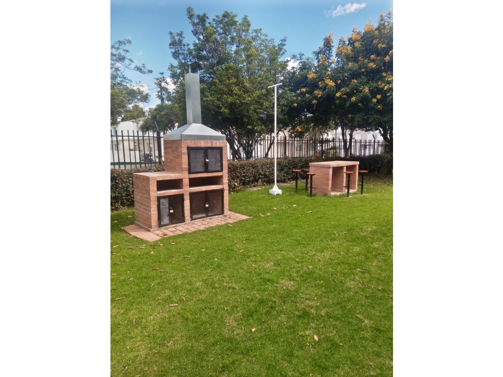 Casa en venta en San Jose De Bavaria, Bogotá · foto 13 de 16