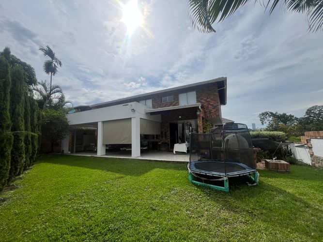 Casa de 4 alcobas en venta en Lagos Del Cacique, Bucaramanga, 380 m² · foto 6 de 23