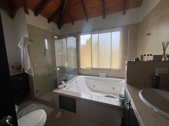 Casa de 4 alcobas en venta en Lagos Del Cacique, Bucaramanga, 380 m² · foto 17 de 23