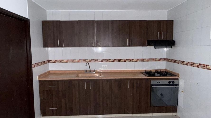 Casa de 3 alcobas en venta en Ciudad 2000, Cali, 180 m² · foto 8 de 24
