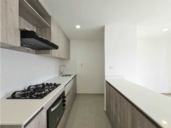 Apartamento en venta en El Carmelo, Itagüí · foto 5 de 24