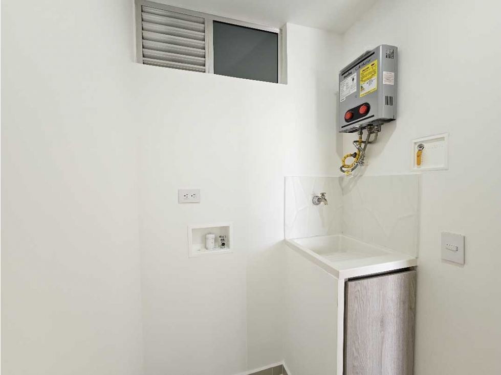 Apartamento en venta en El Carmelo, Itagüí · foto 8 de 24
