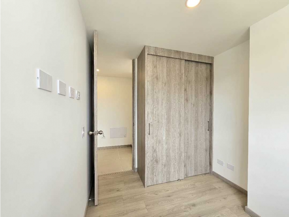 Apartamento en venta en El Carmelo, Itagüí · foto 17 de 24