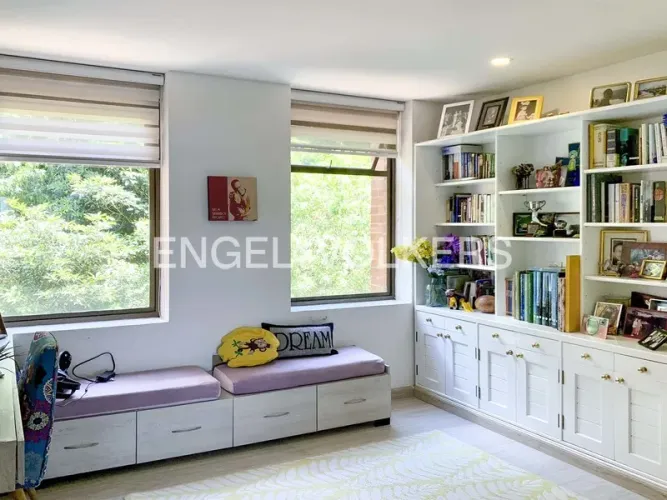 Apartamento de 3 alcobas en venta en Gratamira, Bogotá, 167 m² · foto 15 de 19