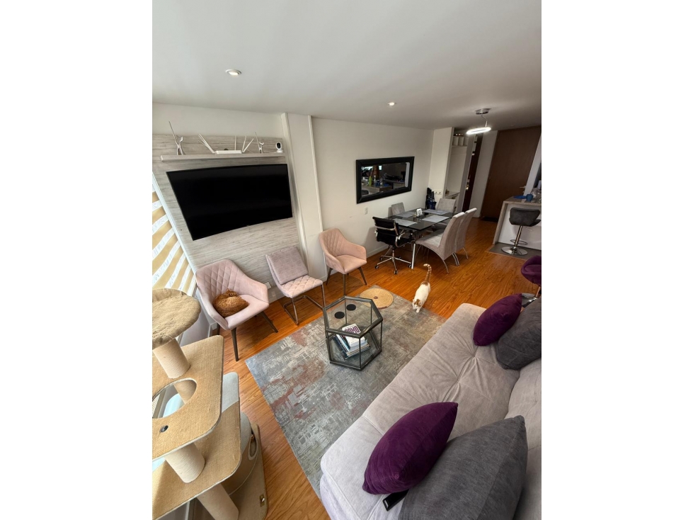 Apartamento en venta en Bella Suiza, Bogotá · foto 2 de 13