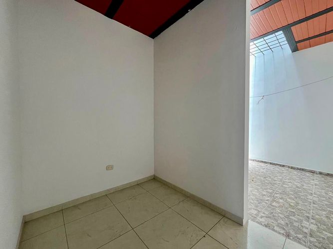 Casa de 4 alcobas en venta en Altos Del Peñon, Girardot, 152 m² · foto 22 de 23