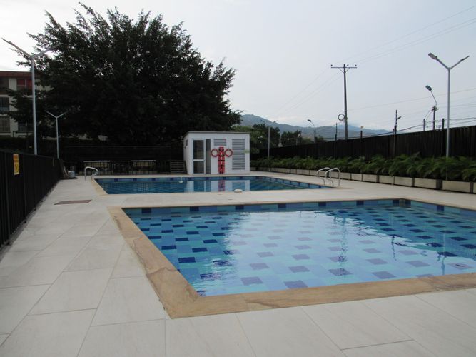 Apartamento en venta en Prados Del Norte, Cali · foto 12 de 16