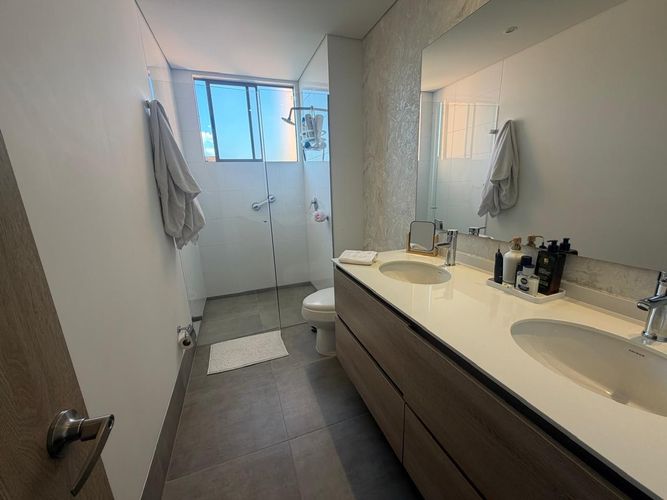 Apartamento en venta en El Poblado, Medellín · foto 10 de 18
