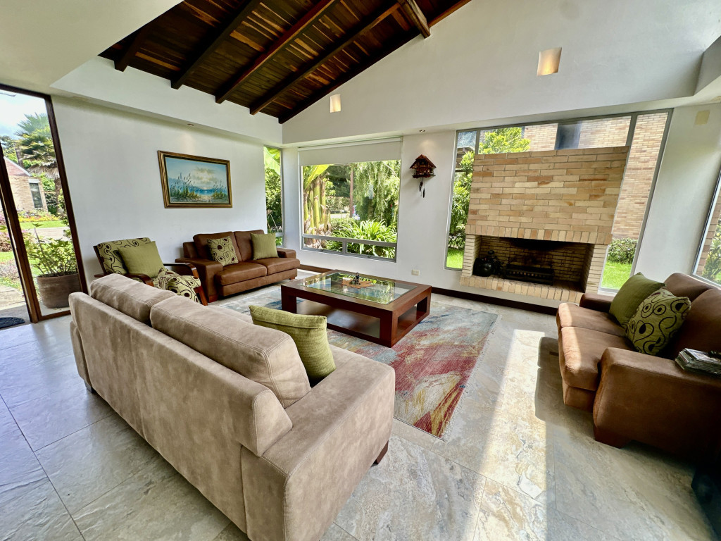 Casa en venta en Centro, Cajicá · foto 9 de 24