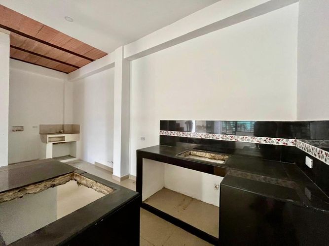 Casa de 4 alcobas en venta en Br. Portachuelo, Girardot, 156 m² · foto 7 de 21