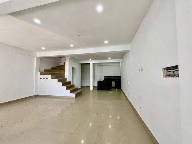 Casa de 4 alcobas en venta en Br. Portachuelo, Girardot, 156 m² · foto 13 de 21