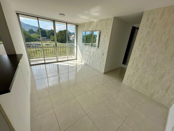 Apartamento de 3 alcobas en venta en Bosques De Aranjuez, Piedecuesta, 64 m² · foto 3 de 24