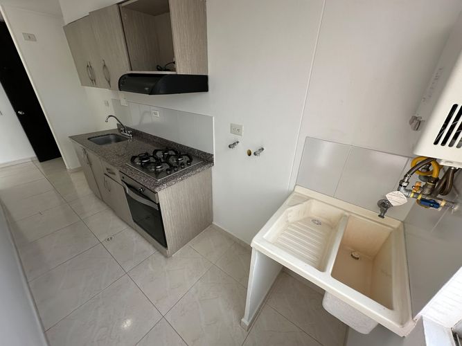Apartamento de 3 alcobas en venta en Bosques De Aranjuez, Piedecuesta, 64 m² · foto 7 de 24