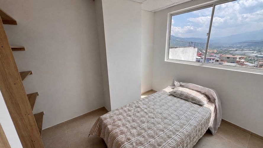 Apartamento de 3 alcobas en venta en Bellavista, Girón, 59 m² · foto 8 de 19