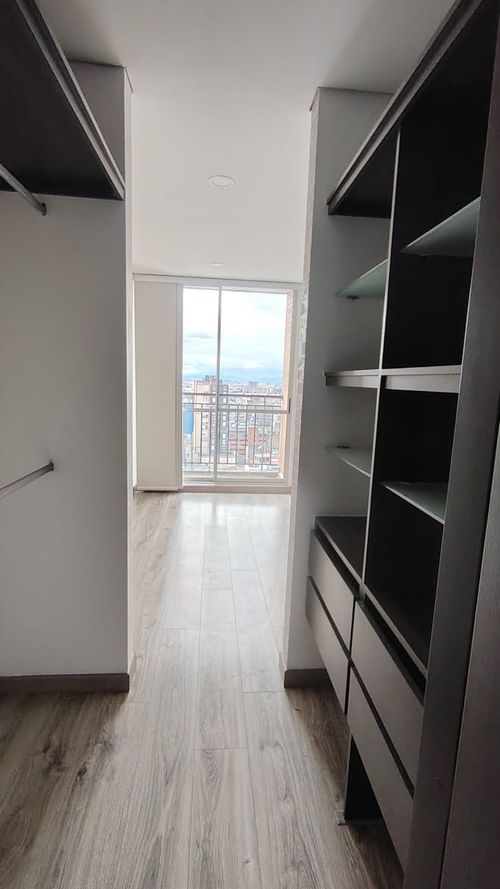 Apartaestudio en venta en Las Nieves, Bogotá, 40 m² · foto 6 de 19